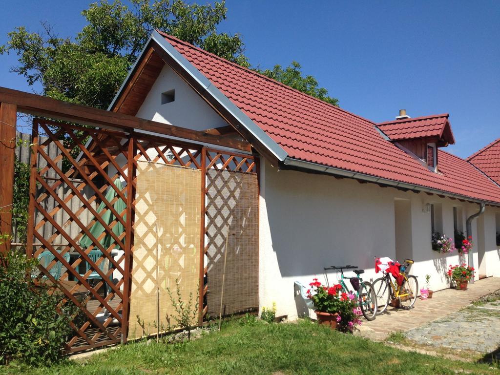 Apartmany Jílovice Rom bilde