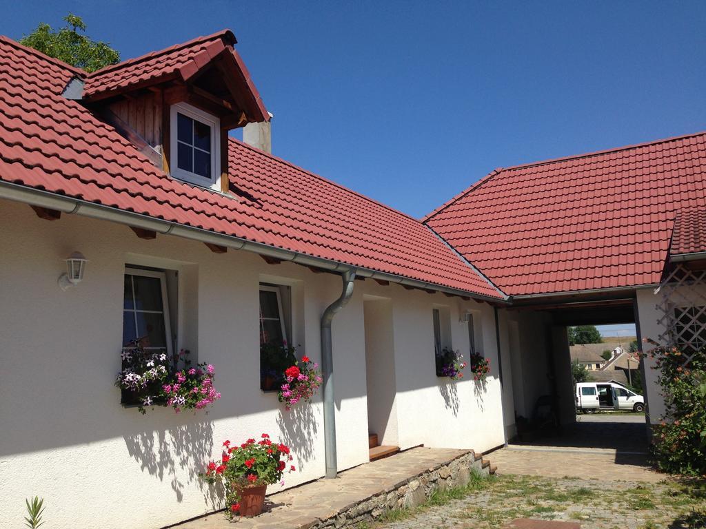 Apartmany Jílovice Rom bilde
